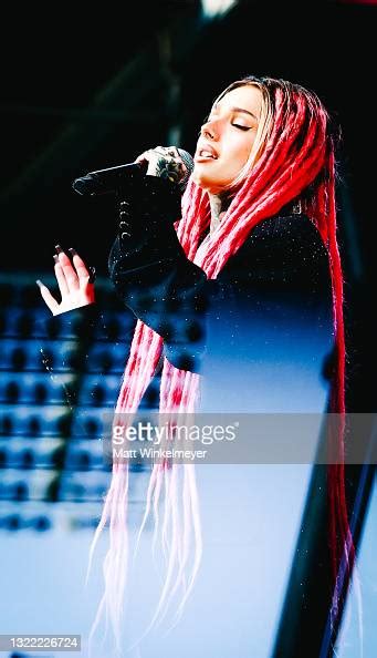 Zhavia Ward Performs Onstage During The News Photo Getty Images