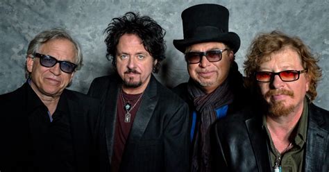 Toto Announce Nz Summer Tour With Dragon Ambient Light