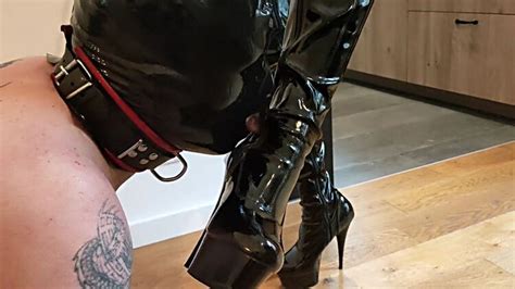 Maitresse Julia Part 1 CBT Ballbusting And Boots Worship For His