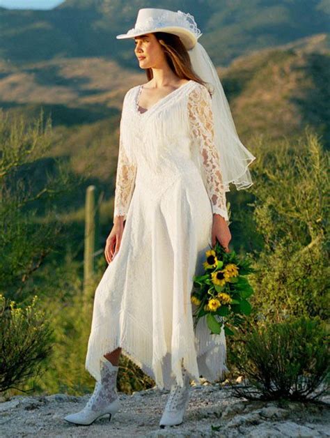 Beautiful Country Wedding Western Wedding Dresses Long Sleeve Wedding Dress Lace Country