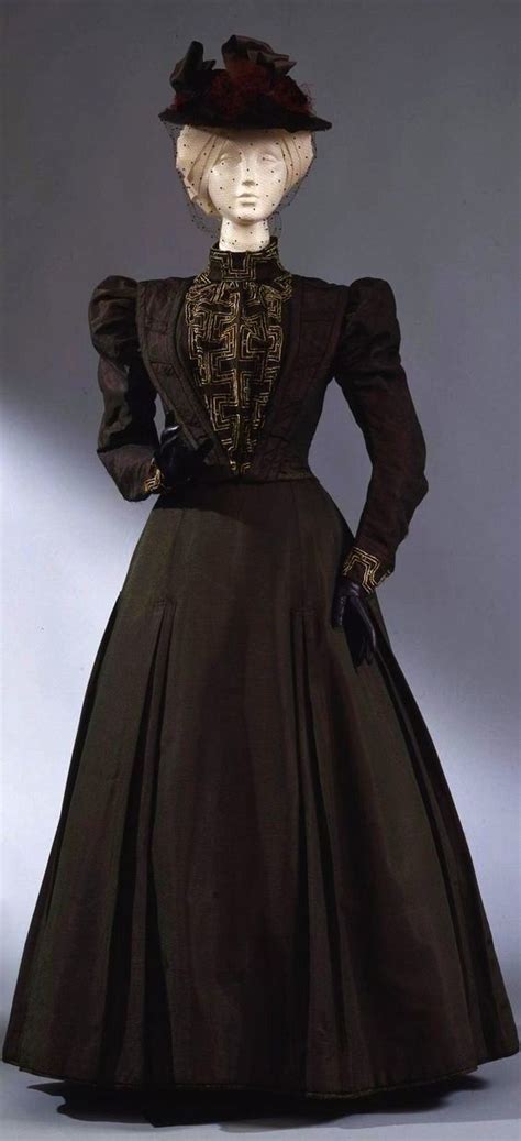 1897 98 Robe De Marche Walking Dress Fashion Vintage Gowns