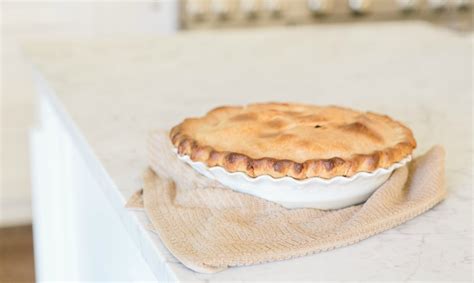 The recipe was fairly easy. Mary Berry Pie Crust Recipe - Mary Berry S Classic Apple Pie / A tasty mixed berry pie in a ...