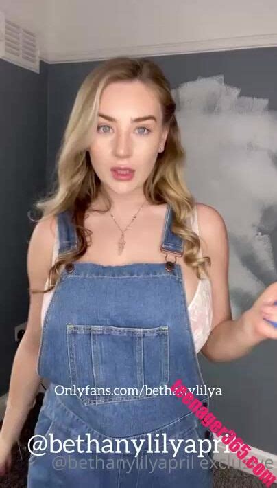 Watch Free Bethany Lily Taking My Bra Off Painting My Overalls 2021