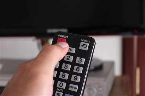 Turn on your samsung tv. How to Program a Samsung TV Remote | It Still Works