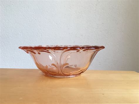 Elegant Pink Pressed Glass Bowl With Scrolled Details 6 X 1 75 Perfect Candy Dish Or Fruit Bowl