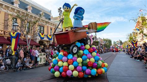 Behind The Scenes ‘pixar Play Parade At Disneyland Park During Pixar