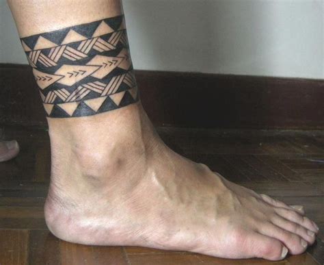 The band does not have to have meaning; samoan tattoos leg #Samoantattoos | Tribal band tattoo, Ankle band tattoo, Maori tattoo