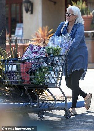 Kevin Costner S First Wife Cindy Silva Shops For Groceries Years After Their Marriage Ended