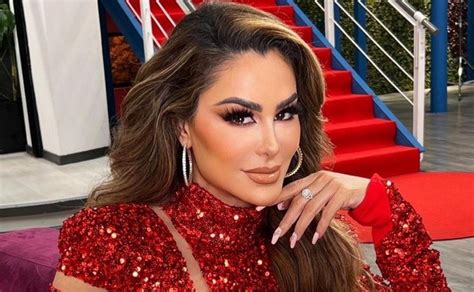 Ninel Conde Looks Statuesque Happy In A Beach Outfit Celebrity