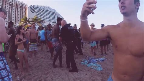 Beach Fight Police Intervening And Arresting Rioters Youtube