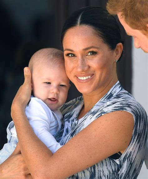 Meghan markle is the latest celeb to reveal her pregnancy loss, a subject that needs more attention. Meghan Markle reunites with baby Archie at $20M waterfront ...