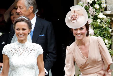 New Mom Style Pippa And Kate Middleton Entertainment Tonight