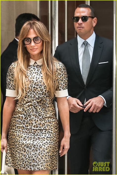 Jennifer Lopez And Alex Rodriguez Get Seriously Chic For Afternoon Outing