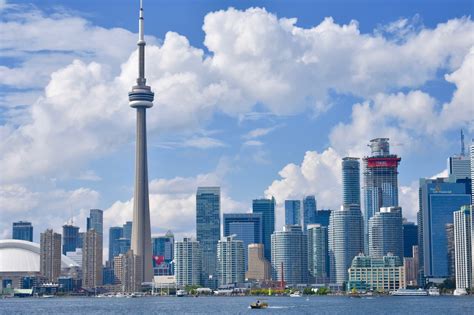 5 Top Tourist Attractions In Toronto Lightberry