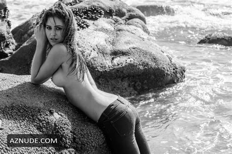 Jehane Paris Nude And Sexy By Steve Shaw On The Beach In Los Angeles