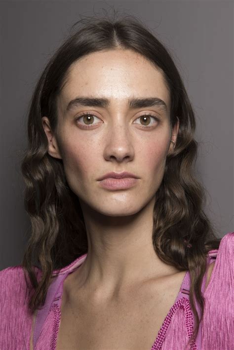 See The Best Makeup Looks From Fashion Month So Far Summer Makeup