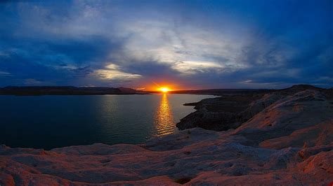 Sunset Over Lake Powell Utah Sunset Powell Lake Hd Wallpaper Peakpx