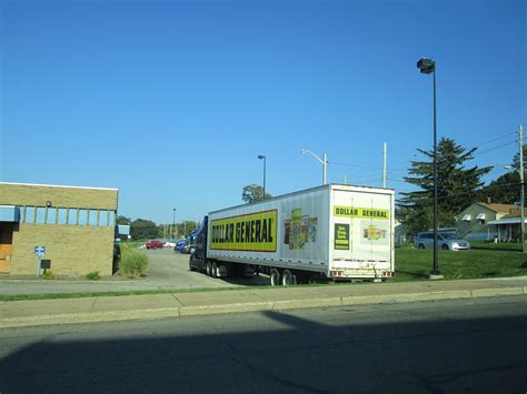 Dollar General Truck Taken On East 27th And Elm Erie Pa Justin