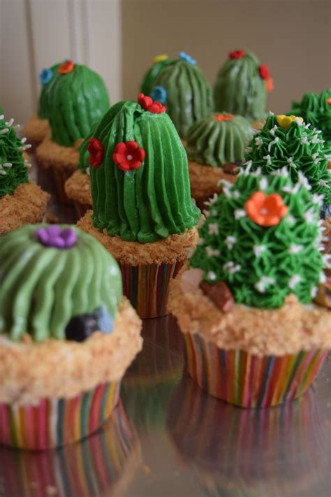 Fiesta Themed Party Cactus Cupcakes Fiesta Theme Party Party Themes