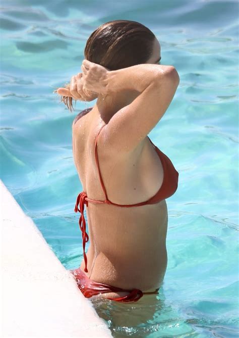 Hot Rachael Gouvignon Shows Off Her Sexy Bikini Body In Sydney 46