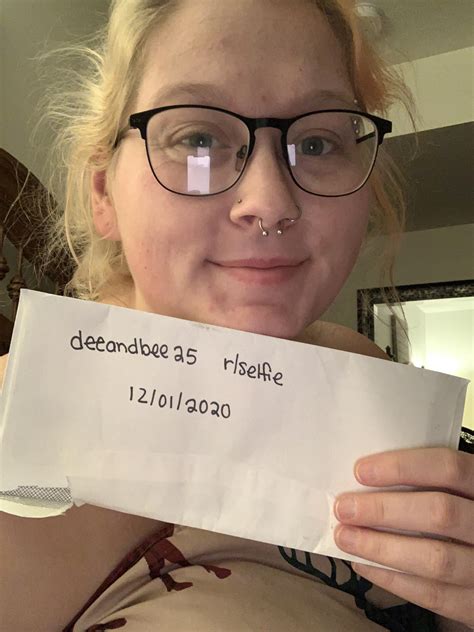 Verification Post 28f R Selfie