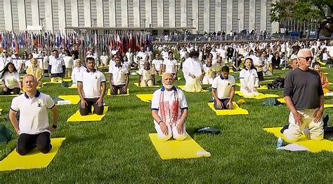Modi In Us Visit Day 1 Pm Modi Leads Yoga Session At Un Terms Yoga As