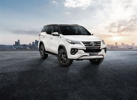 Toyota Fortuner Trd ‘celebratory Edition Launched At Rs 3385 Lakh