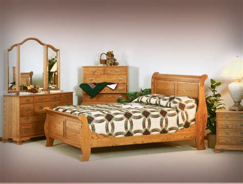 Maybe you would like to learn more about one of these? Colonial Sleigh Bedroom Set | Amish Handcrafted furniture ...