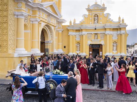 Its Wedding Season In Antigua Guatemala Antiguadailyphotocom