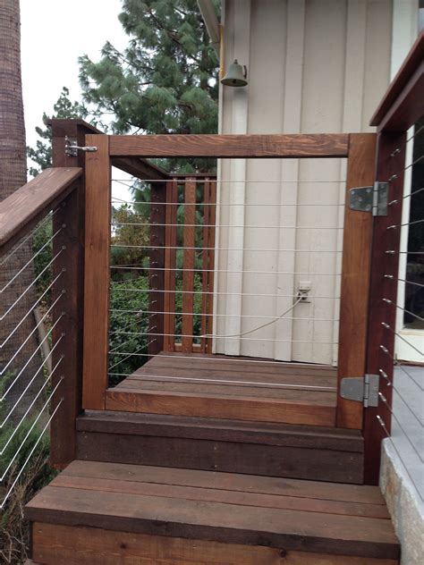 Choose the right diy deck railing for your outdoor space. 101 DIY: Hog Wire Deck Railing | Diy deck, Wire deck railing