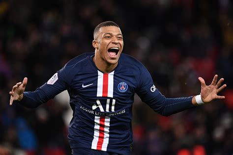 Find all the latest articles and watch tv shows, reports and podcasts related to kylian mbappé on france 24. Kylian Mbappé testa negativo para coronavírus e pode ...
