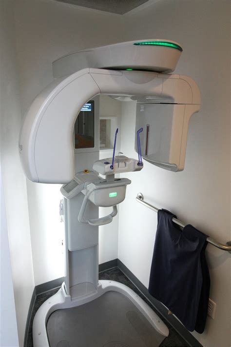 Digital Dental X Ray Machine At Cosmetic Dentist Dr Guy Burks Office