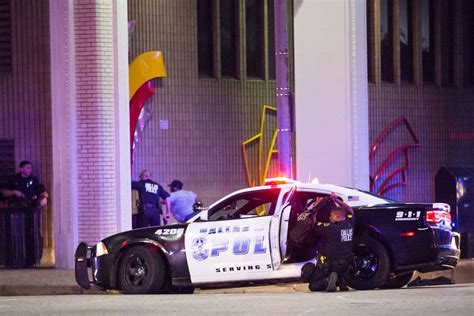 The Dallas Sniper Attack Was The Deadliest Event For Police Since 911