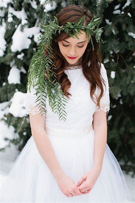 11 Beautiful Winter Flower Crowns For Your Wedding Winter Wedding