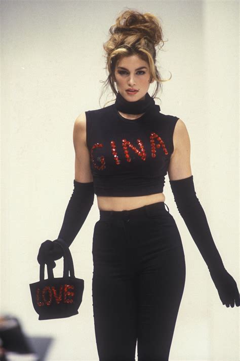 Dolce And Gabbana Runway Show S S 1992 Fashion 90s Runway Fashion Cindy Crawford
