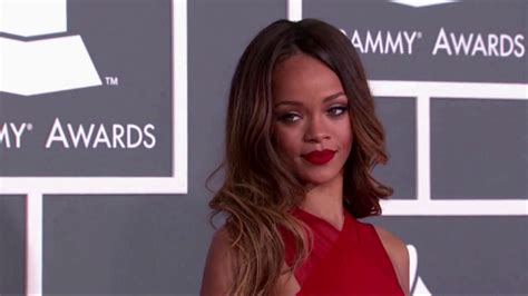 man charged with stalking rihanna breaking into home abc7 los angeles
