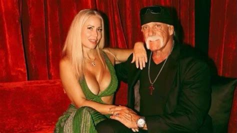 Wwe Legend Hulk Hogan 70 Gets Married For The Third Time To Sky Daily