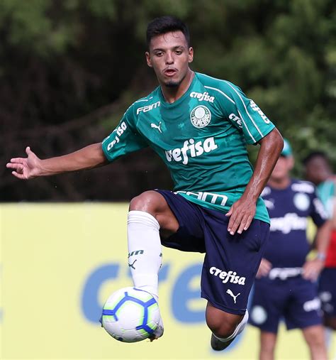Confira Fotos De Gabriel Menino Jogador Do Palmeiras Gazeta Esportiva