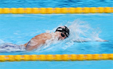 Katie Ledecky Makes History Wins Gold In 1500m Freestyle Popsugar