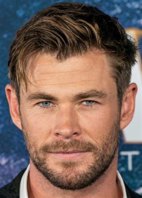 Chris Hemsworth Saved His Career By Not Taking This Film That Made 302