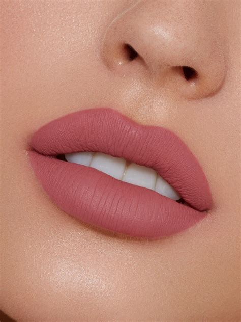 Queen Matte Lip Kit In 2020 Matte Lipstick Shades Liquid Lipstick