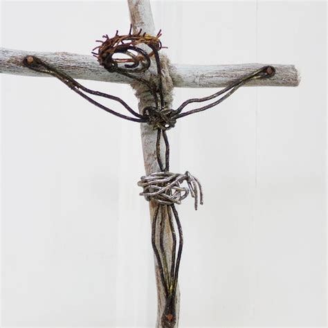 Jesus Christ Wire Sculpture Crucifix Wood Trunk Cross Rusted Etsy