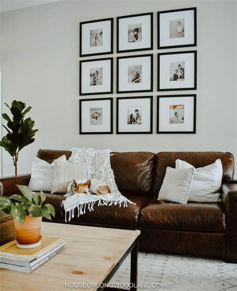 Gorgeous Living Room Space With Black Metal Framed Picture Art Gallery