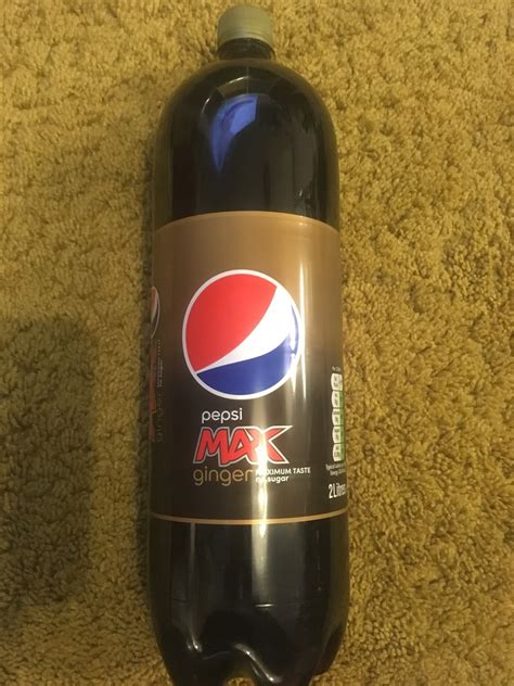 2007'deki türkiye lansmanı ile birlikte türkiye'deki ilk 'şekersiz kola' olma özelliğini elinde bulunduran pepsi max 'max lezzet, sıfır kalori' sloganıyla. A Review A Day: Today's Review: Pepsi Max Ginger