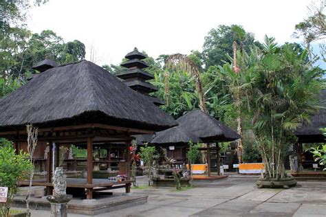 Mengenal Keunikan Arsitektur Rumah Adat Bali ARSITAG