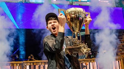 Jan 04, 2020 · registro de nuevo usuario en epic games hoy, cuando se trata de epic games, a menudo hay en vista del juego fortnite. 16-year-old Fortnite world champ wins $3 million