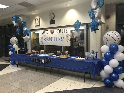 Volleyball balloon decorations | Volleyball senior night gifts