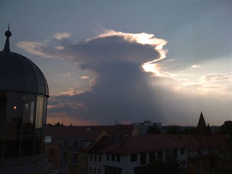 Check out atompilz94's art on deviantart. Atompilz über Nürnberg | Kurioses | Galerie | MacTechNews.de