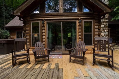 Rustic Pines Cabin Brevard Nc Yonder Luxury Vacation Rentals