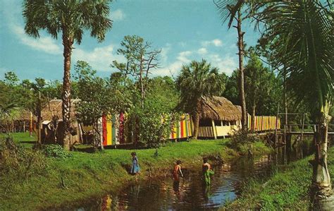 Seminole Photos One Of The Native Indian Villages Along Tamiami Trail